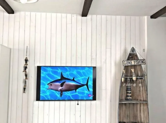 Village Island Heights *